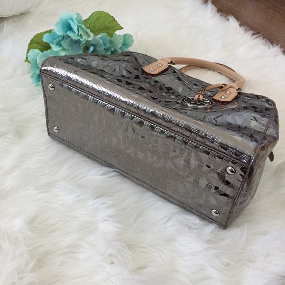 NWOT Michael Kors Large Metallic Gunmetal Satchel - Picture 4 of 5