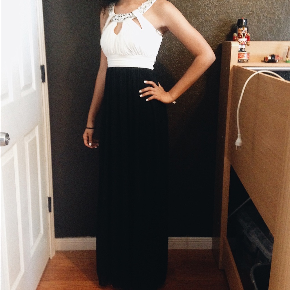 Formal Black and White Dress