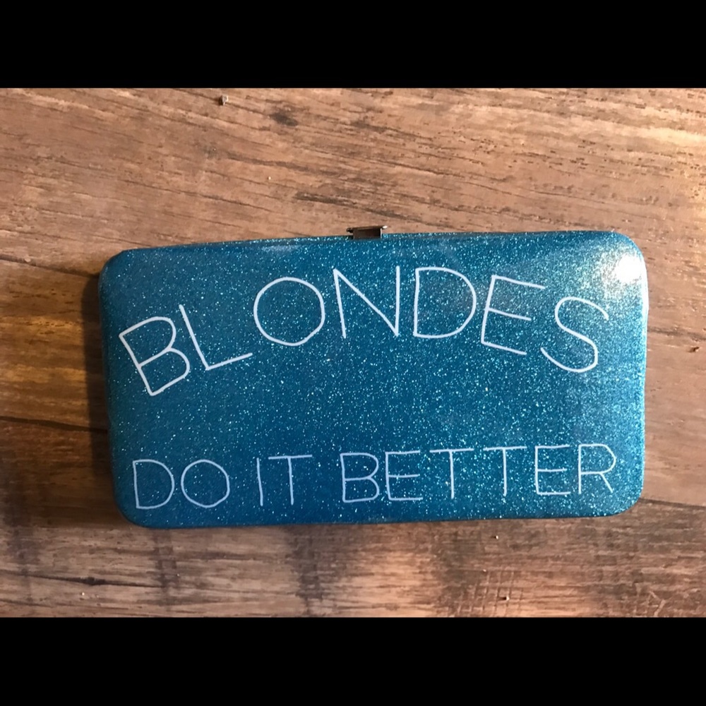 Blondes Do It Better Wallet