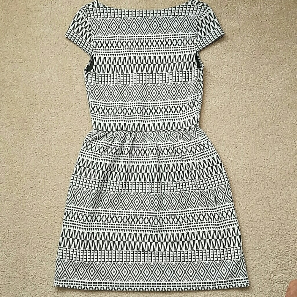 Von Maur Cocktail Dress - Picture 2 of 3