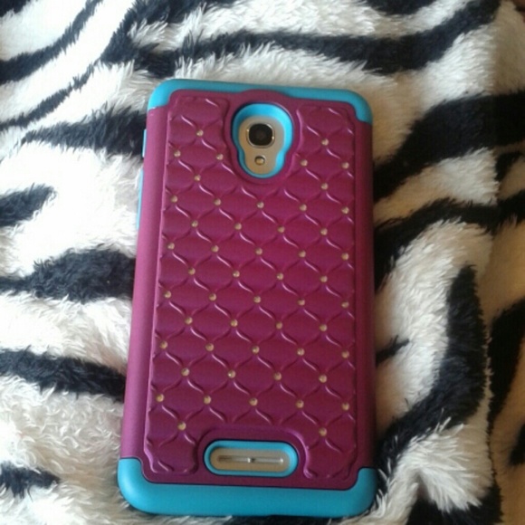 5.5" Alcatel phone - Picture 7 of 7