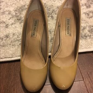 Steve Madden nude heels!!