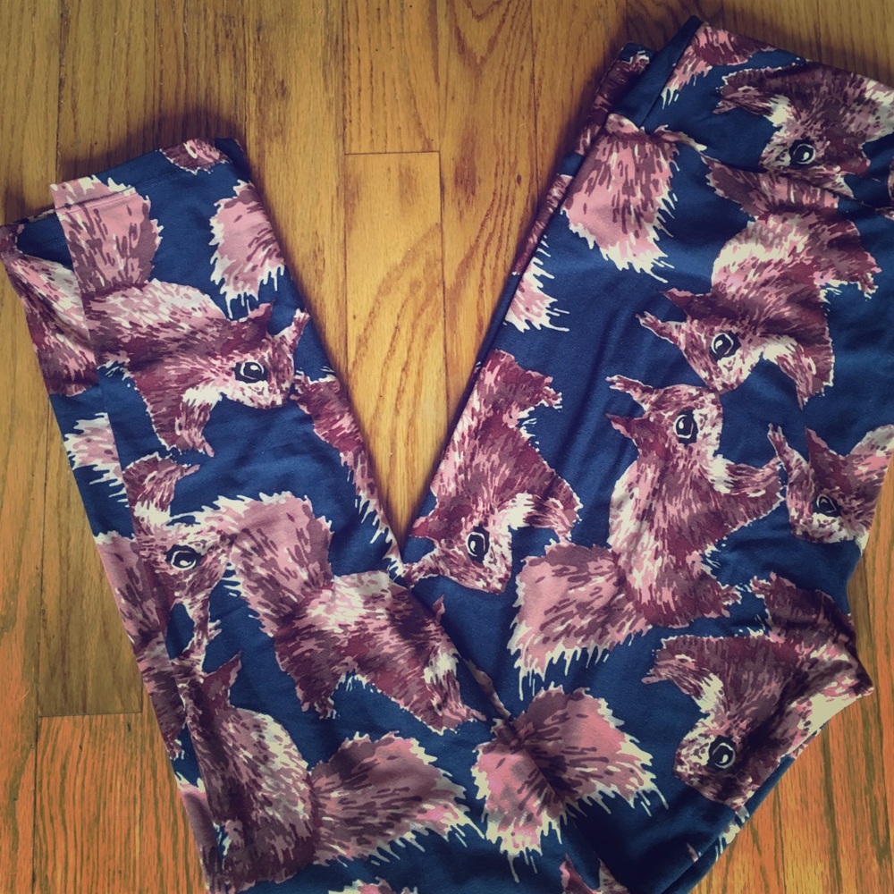 Lularoe TC Squirrel Leggings HTF