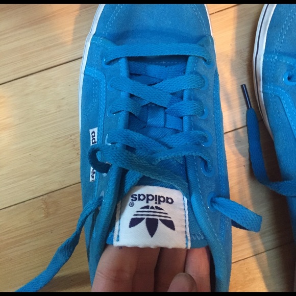 Adidas sneakers - Picture 3 of 4