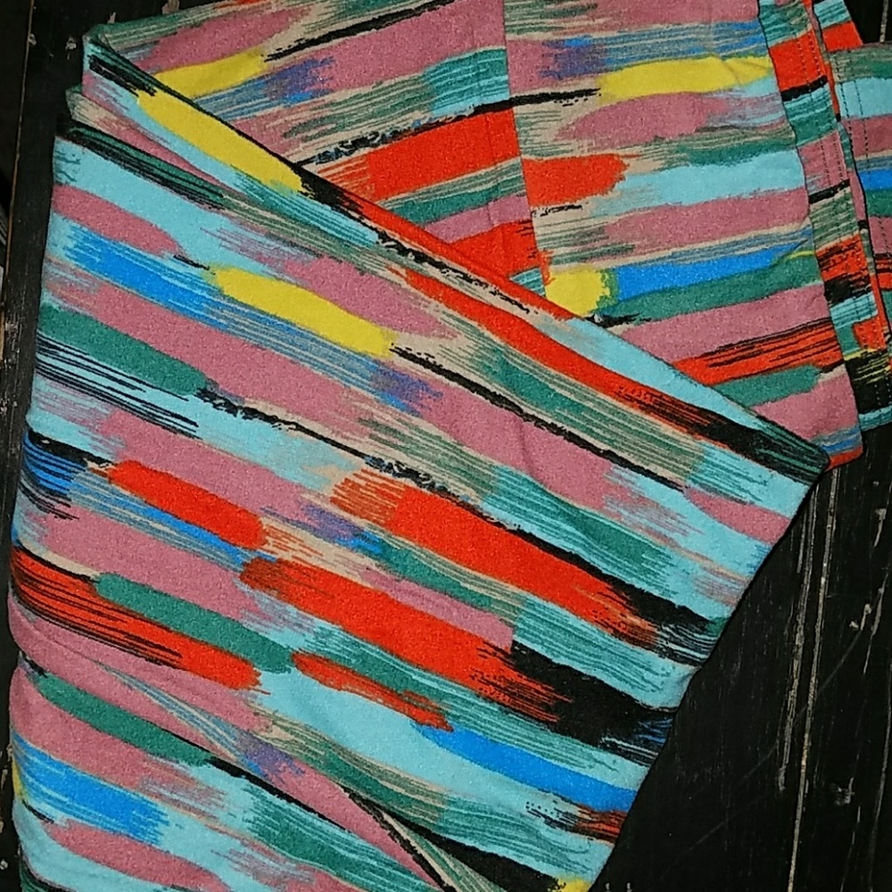 Brand New, Never worn Lularoe leggings