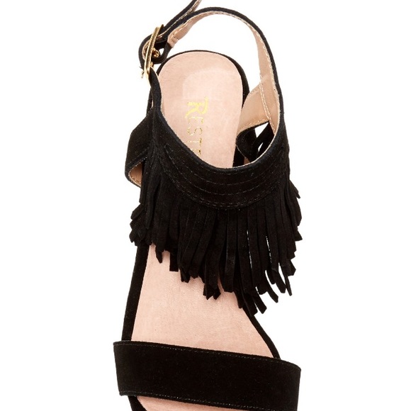 Restricted 'Kissy' fringe suede sandals BNIB! - Picture 3 of 8