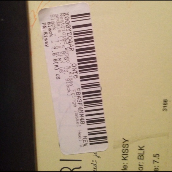 Restricted 'Kissy' fringe suede sandals BNIB! - Picture 8 of 8