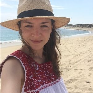 Meet your Posher, Deanna