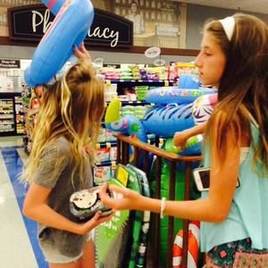 Meet your Posher, Laine