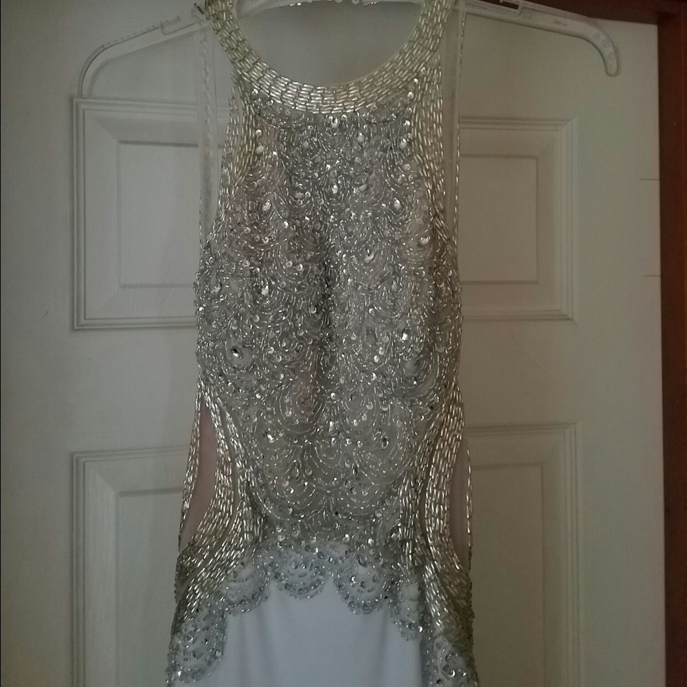 ADDITIONAL PROM DRESS PICS - Picture 2 of 4