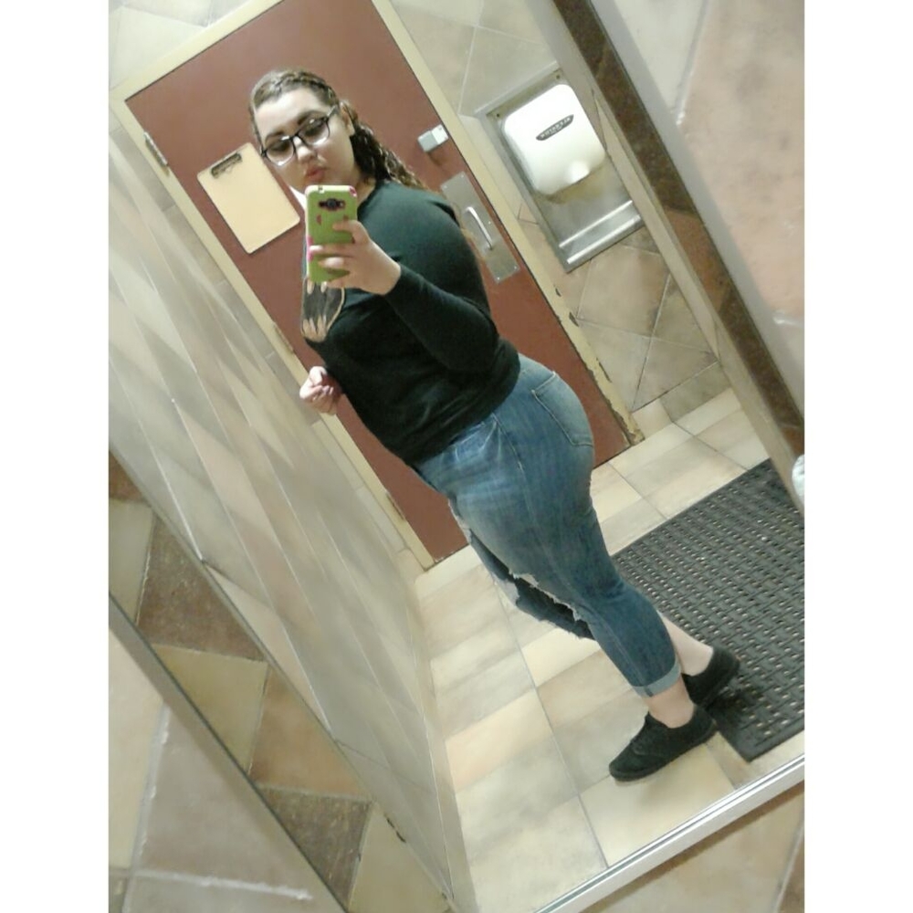 Meet your Posher, Joanna