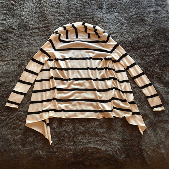 💵⬇️ Splendid Cashmere Blend Striped Cardigan - Picture 7 of 8