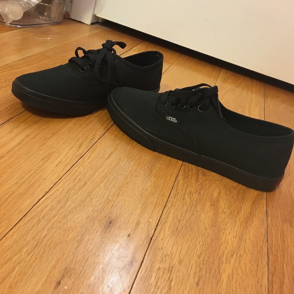 size 4 brand new black vans!
