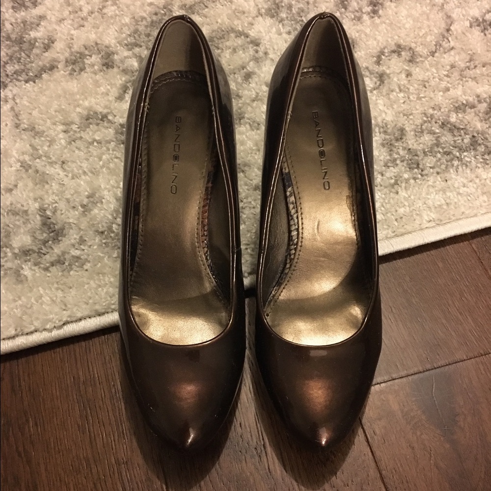 Bandolino heel!!