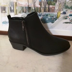 NIB Madden Girl Bootie