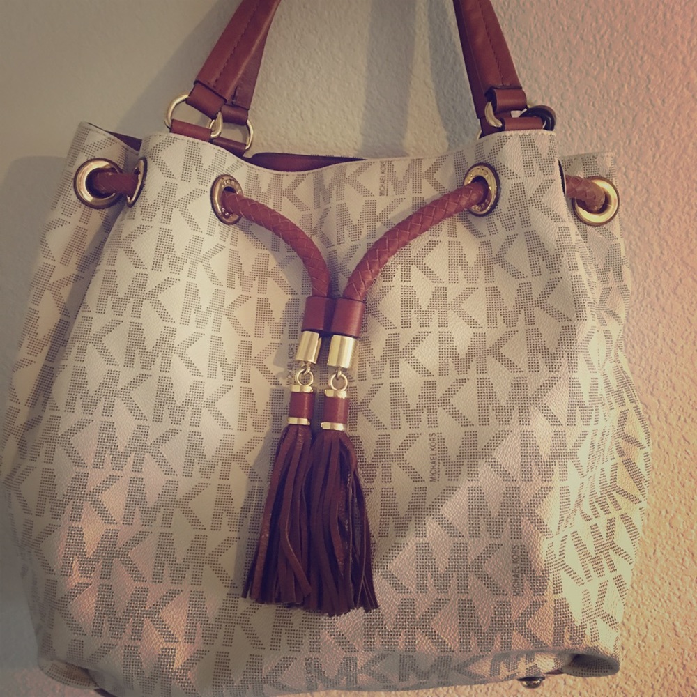 Michael Kors bag