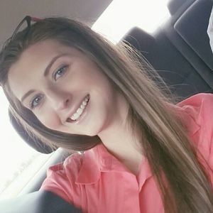 Meet your Posher, Melanie