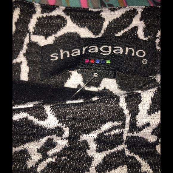 Black & White Dress - Picture 2 of 3