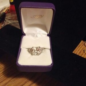 Engagement ring cz great Valentine 🎁