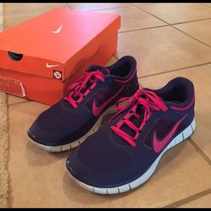 Nike Free tennis shoes