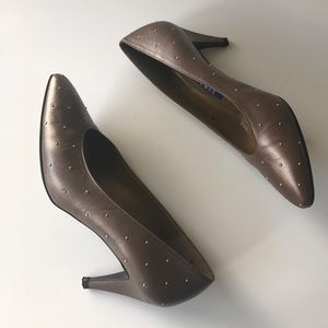 Stuart Weitzman Shoes - Stuart Weitzman studded heels Stuart Weitzman Shoes - Stuart Weitzman studded heels