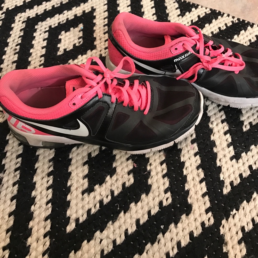 8.5 Nike Air