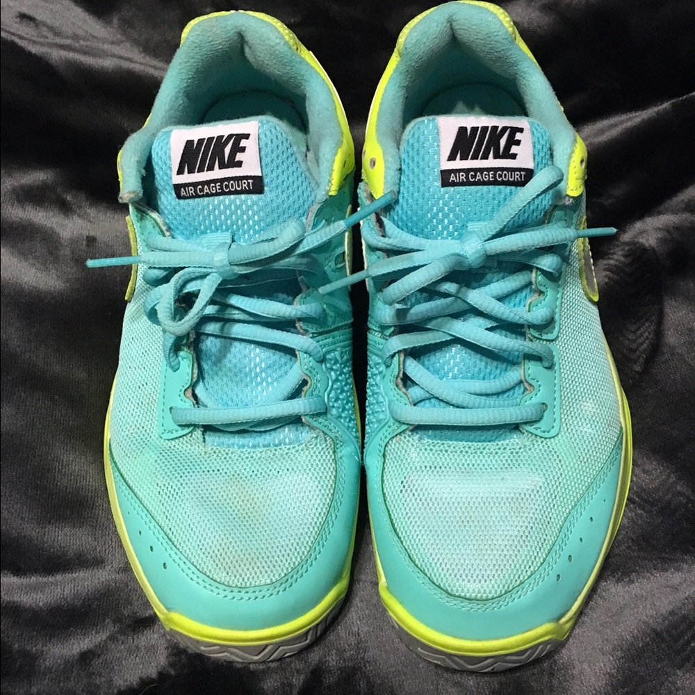Nike air cage court
