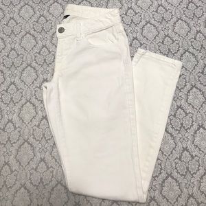 White Skinny American Eagle Jeans