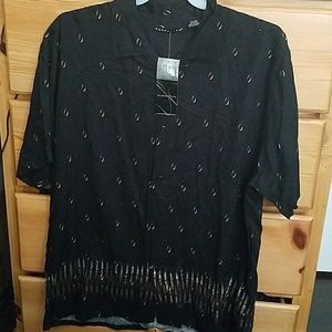 Manhattan- button tshirt