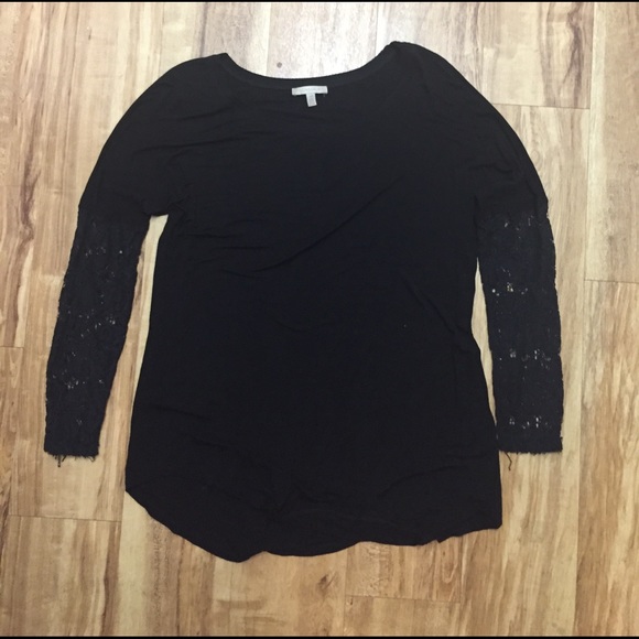 Lace sleeved dolman top by Bordeaux - Picture 1 of 1