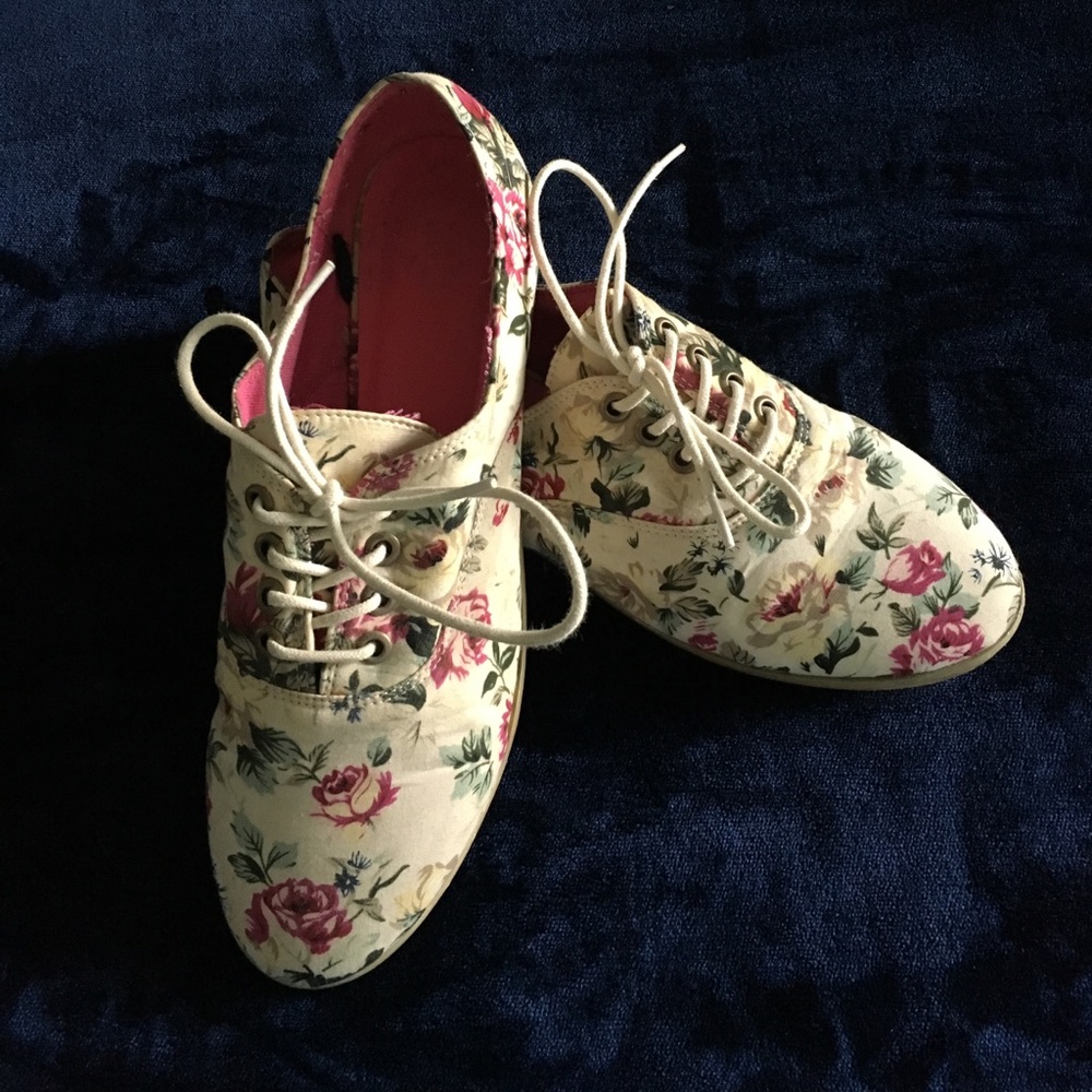 Forever 21 Floral Oxfords