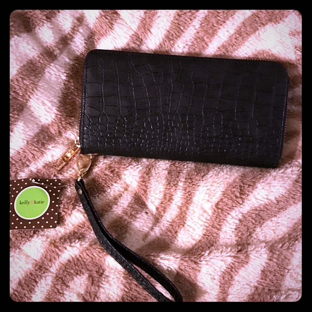Cute wristlet.