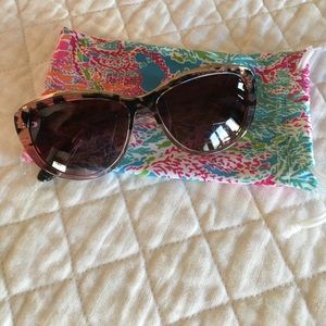 NWT Lilly Pulitzer Marianne Sunglasses