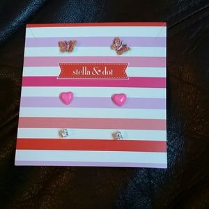 Stella and Dot girl earrings