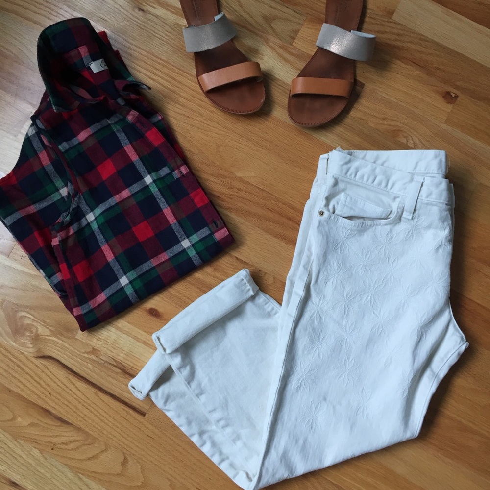 Current and Elliott Boyfriend Dirty White Jeans