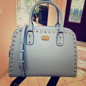 🌈NEW SPRING🌈 BABY BLUE Michael KORS Purse!