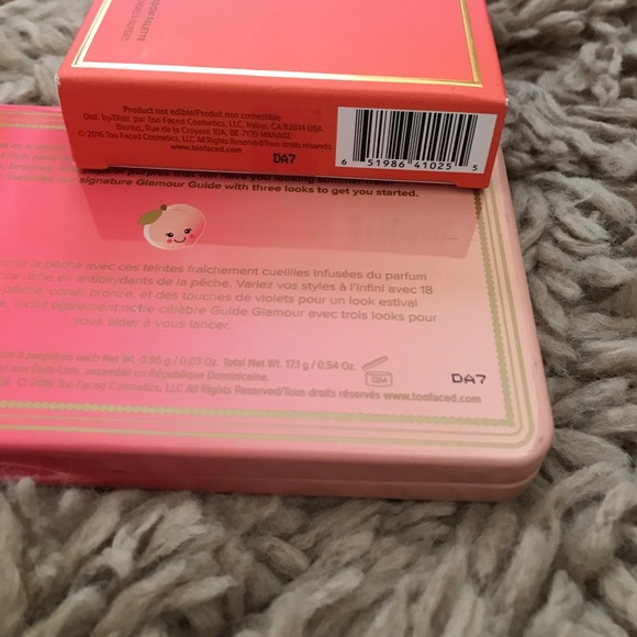 🎉FlNAL SALE 🎉Too Faced Sweet Peach Palette - Picture 3 of 5