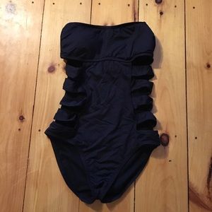 Kenneth Cole Cut Out one piece bathing suit