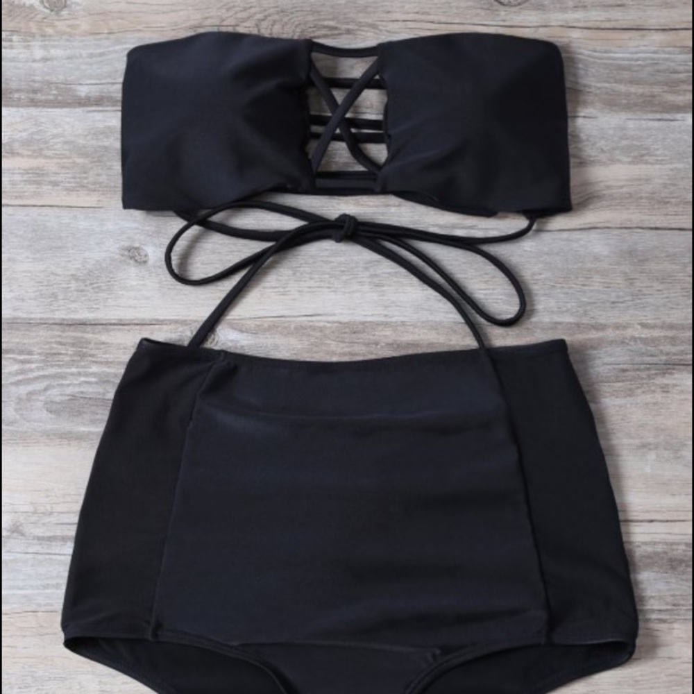 High Waisted Cut Out Swimsuit - Black