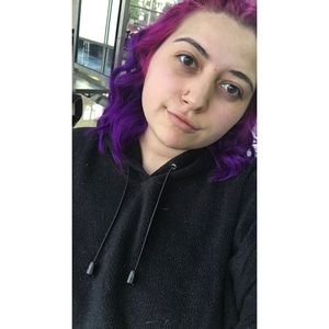 Meet your Posher, Max