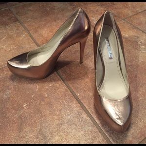 BCBG Generation gold heels