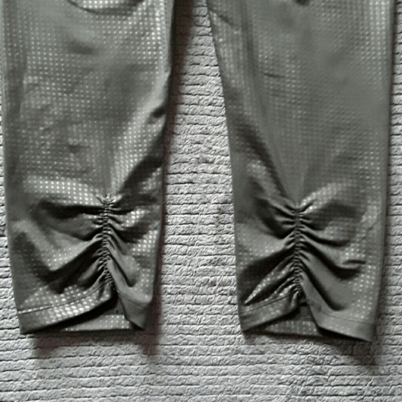 Calvin Klein Performance Crop Leggings, Sz S - NWT - Picture 5 of 8
