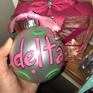 Delta Zeta Ornament