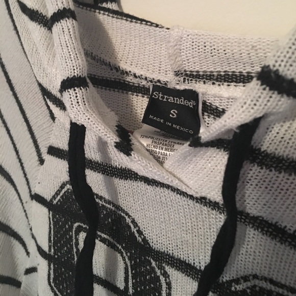 Knitted pullover. Great condition. Worn once. - Picture 2 of 3