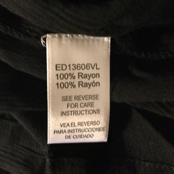 Black Plunge Flowy Maxi Dress - Picture 6 of 7