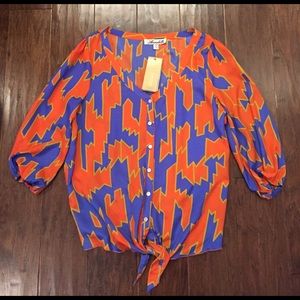 NWT Francesca's Collections tie waist blouse 👚