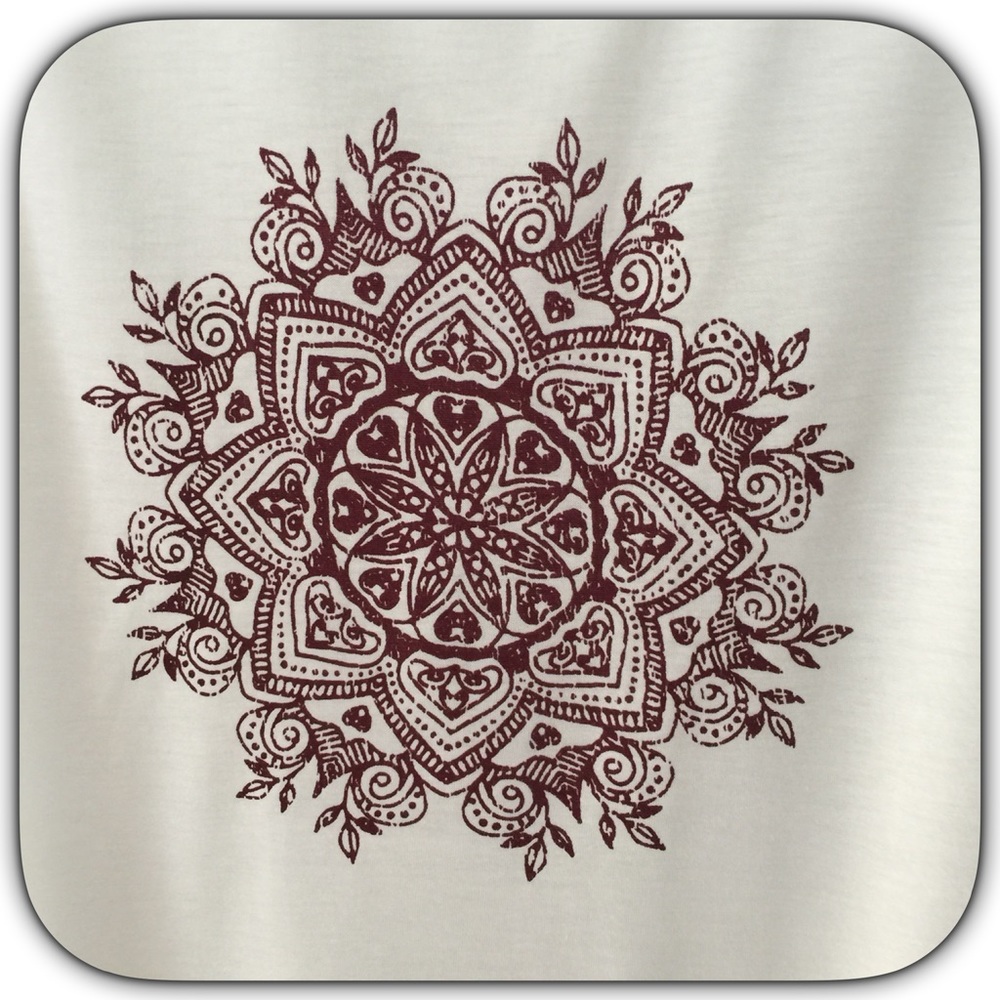 NWT Oh So Comfy Mandala White Tank Shirt - Picture 5 of 5