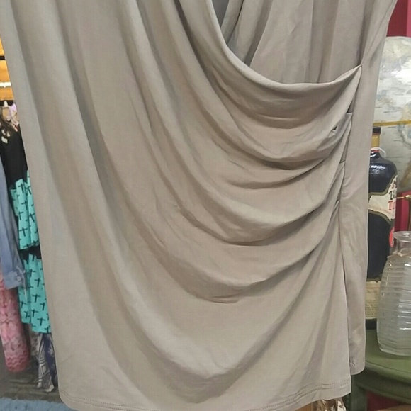 TRENDING GO TO TOP/SH/cl - Picture 2 of 7