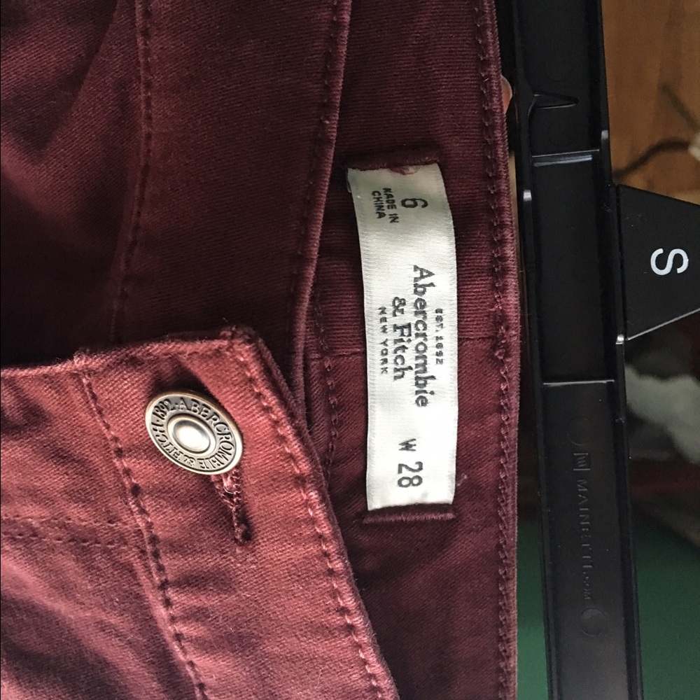 Maroon jegging