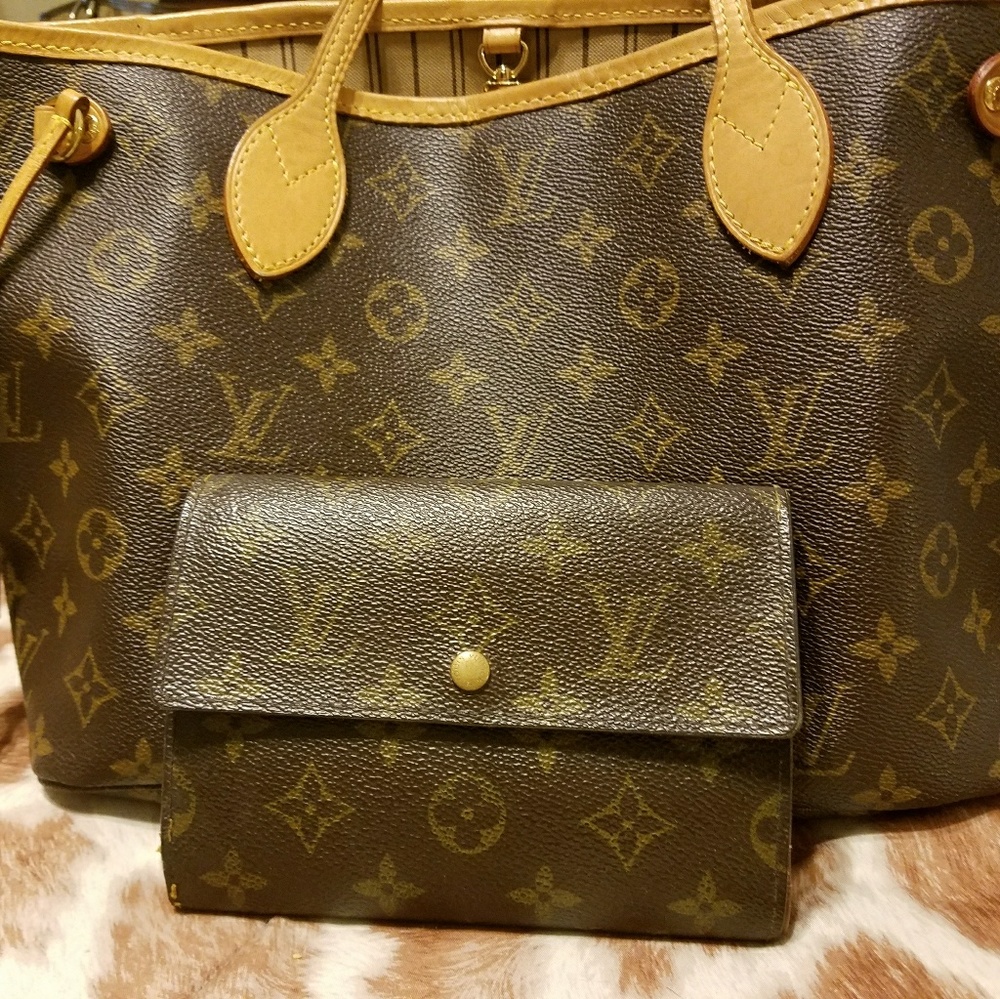 Authentic Louis Vuitton Pm Neverfull Bag & Wallet